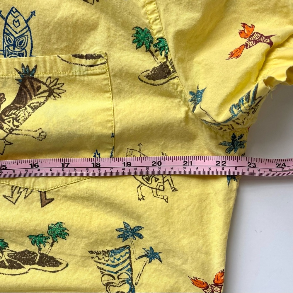 VTG Hang Ten Tiki Print Yellow Short Sleeve Button Down Summer Party Shirt Sz L - Picture 5 of 12